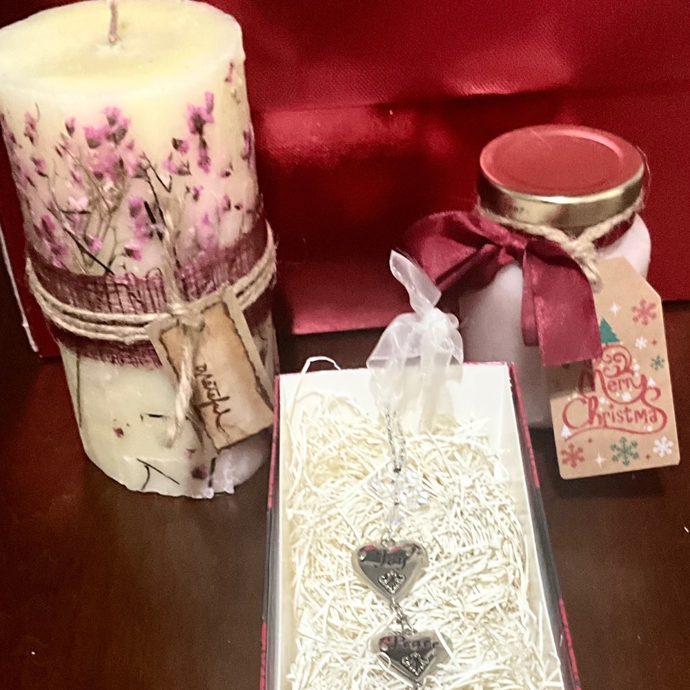 Botanical Sandalwood Candle/Lemon/Lavender Body Scrub/Hallmark Hearts Ornament